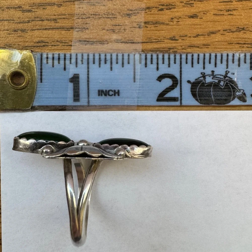 Vintage Native American Sterling Silver Malachit Stone Statement Ring Navajo 90s